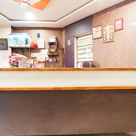 Hotel O Super Guest House Ahmedabad Eksteriør bilde