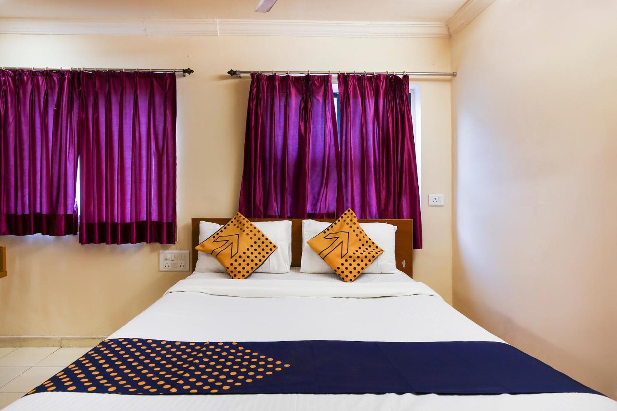 Hotel O Super Guest House Ahmedabad Eksteriør bilde