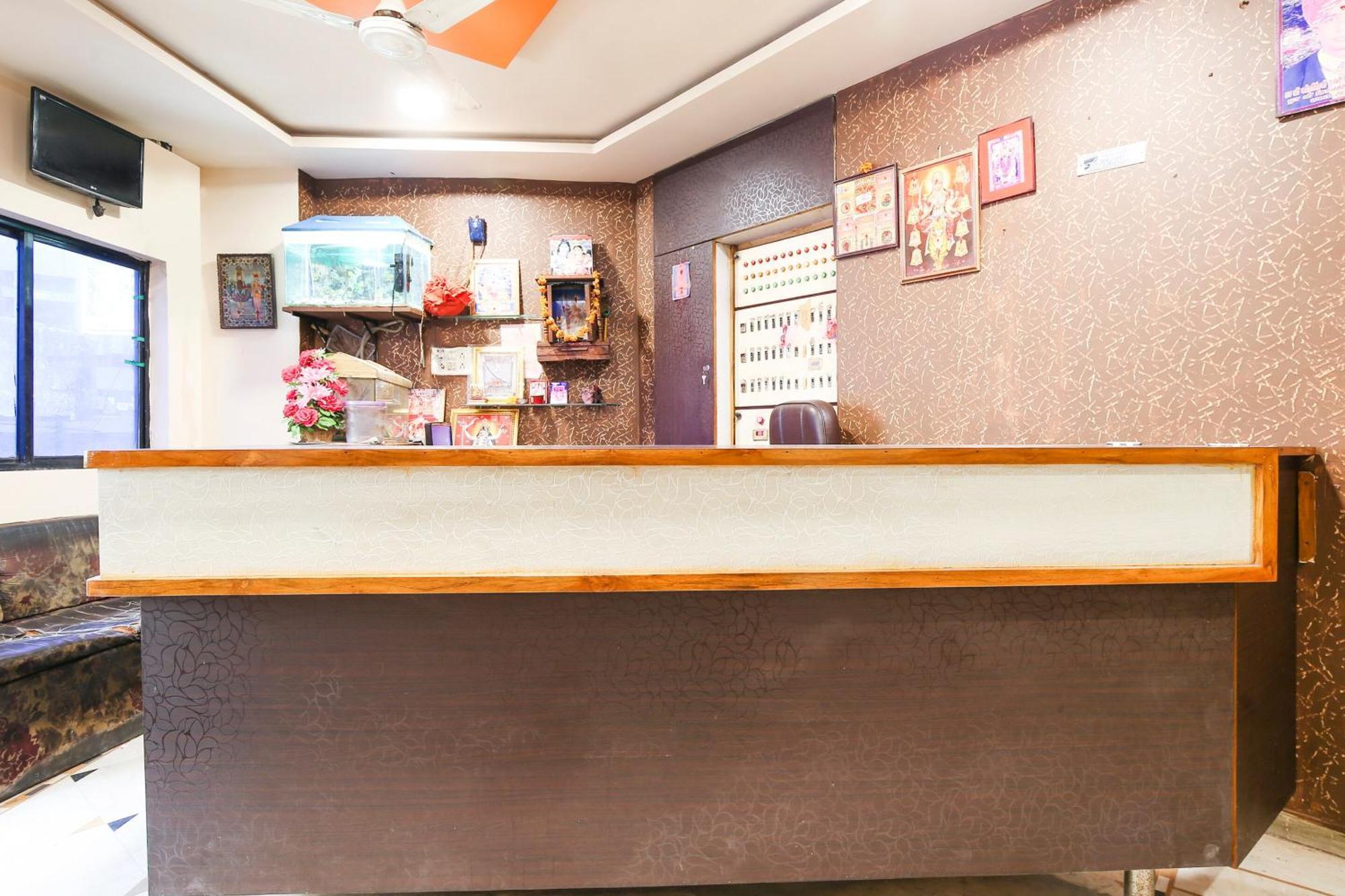 Hotel O Super Guest House Ahmedabad Eksteriør bilde