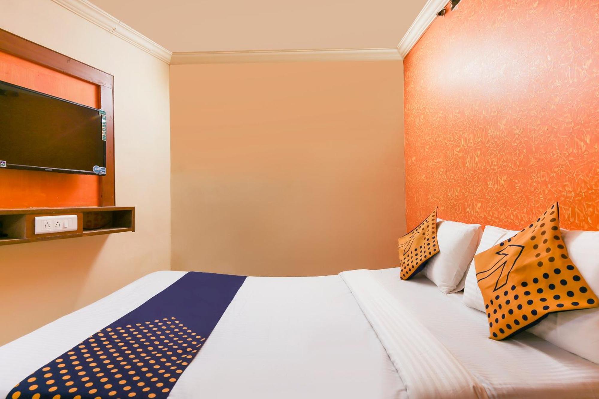 Hotel O Super Guest House Ahmedabad Eksteriør bilde
